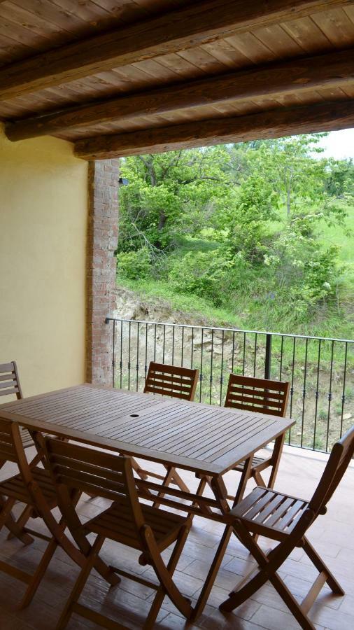 Agriturismo "Veritas" Bed & Wine Casaleggio Boiro Εξωτερικό φωτογραφία