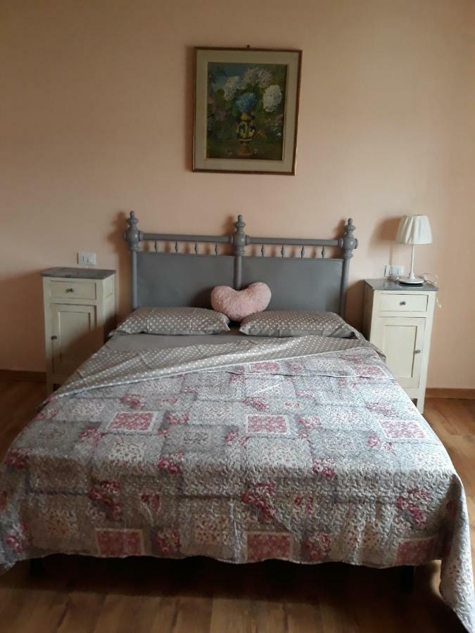 Agriturismo "Veritas" Bed & Wine Casaleggio Boiro Εξωτερικό φωτογραφία