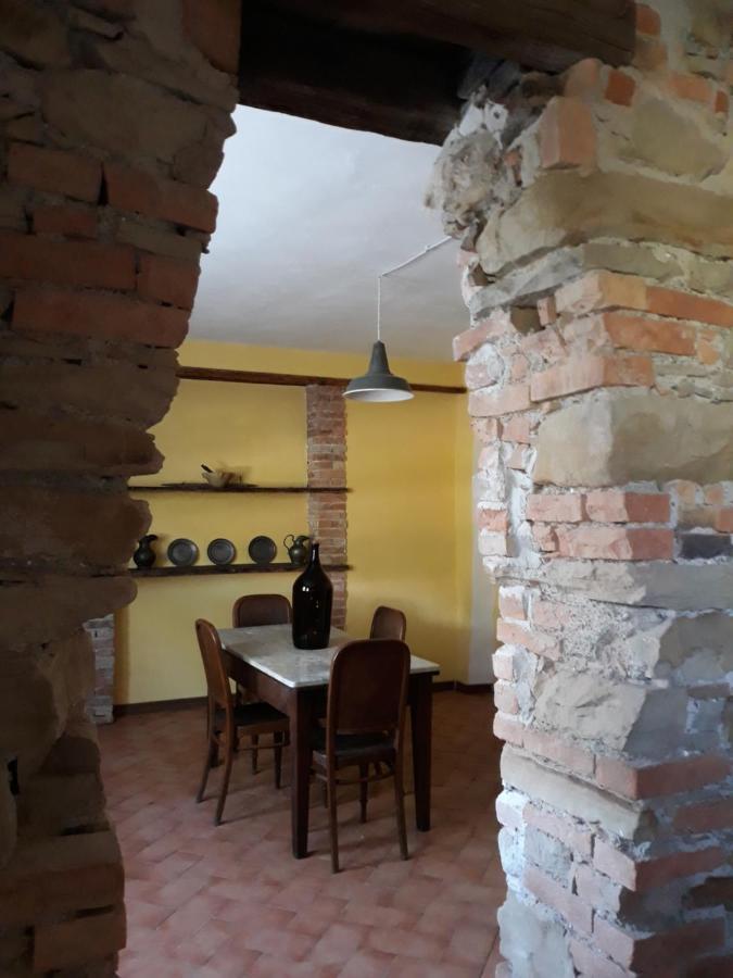 Agriturismo "Veritas" Bed & Wine Casaleggio Boiro Εξωτερικό φωτογραφία